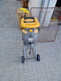 Štěpkovač na dřevo Stiga biomaster 2200 - 2