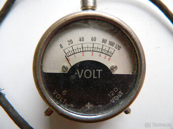 Voltmetr pro sběratele - 2
