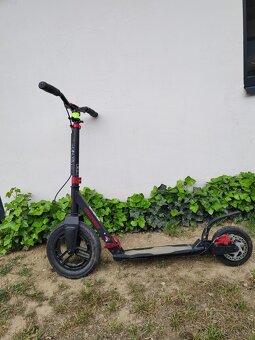 Skládací koloběžka TEMPISH Tecniq Air černá - 2