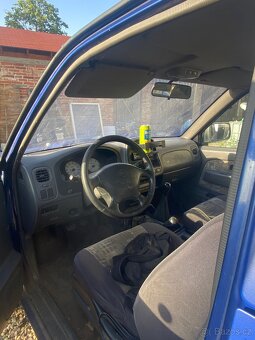 Prodám Nissan Navara - 2