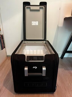 Přenosná autochladnička Dometic CFX3 45 s fakturou - 2