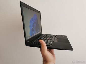 Lenovo 1X Carbon Intel Core i7 HD+ - 2