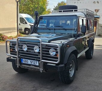 Nerezový, sklopný rám na Land Rover Defender TD4 a TD5 - 2