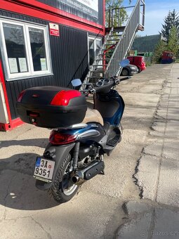 Piaggio Beverly 400 - 2
