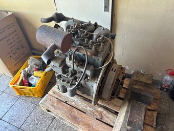 Motor Zetor uloženka - 2
