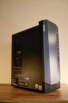 Herný počítač Lenovo IdeaCentre + monitor a príslušenstvo - 2