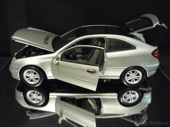 Mercedes Benz C Sportcoupe Maisto 1/18 - 2