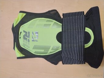Chránič páteře Relax SPEED MASTER EVO JR. černá/neon, XXXS - 2