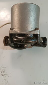 Oběhové čerpadlo Grundfos - 2