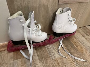 Lední brusle arcore luxury junior vel.30 - 2