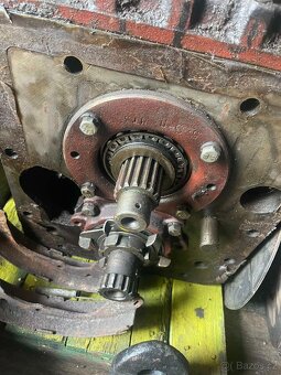 Motor MMZ D245, převodovku na Traktor Bělorus 820, 952. - 2