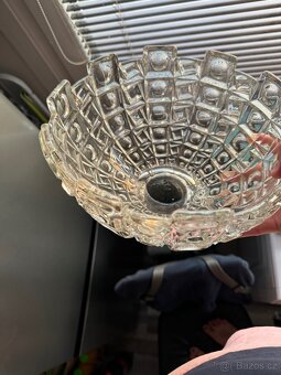 Masivní sklěněná mísa - 2