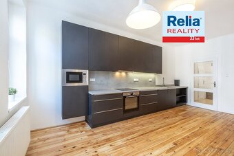 Krásný cihlový byt 3+kk 107 m², Pardubice (ul. Havlíčkova) - 2