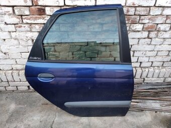 boční dveře renault megane scenic rv.98 - 2