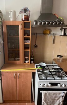 Prodám starší funkční kuchyni - 2