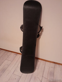 Snowboard Gravit + vázání - 2