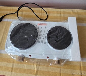 Nový dvouplotýnkový elektrický vařič - 2