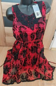 Šaty nové
Vel. - L
- 2