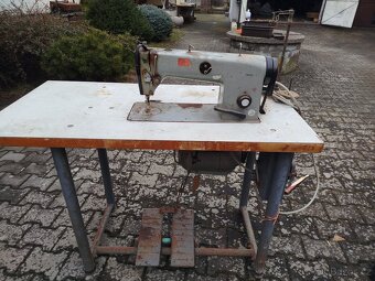 Průmyslový šicí stroj MINERVA - 2