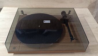 Gramofon Pro-Ject - 2
