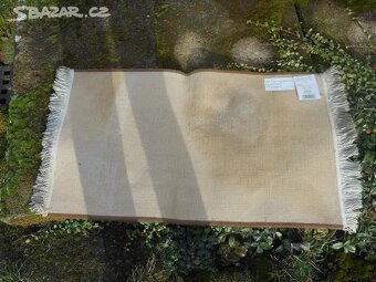 Prodám kobereček - SPĚCHÁ , LEVNĚ - 2