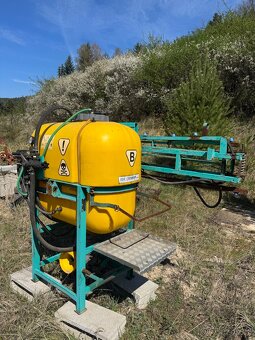 Nesený postřikovač - 2