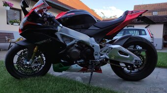 Aprilia RSV4 - 2