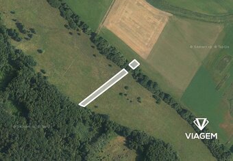 Pole 1 693 m² - 2