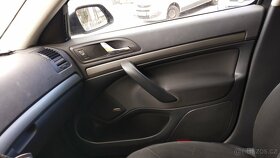 PRODÁM NA ŠKODA OCTAVIA 2 STROPNICI, CHLADIČOVKU atd, - 2