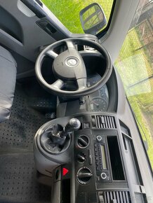 Transporter VW T5 long 2009 193tis najeto - 2