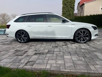 Prodám Škodu Superb III combi Sportline - 2