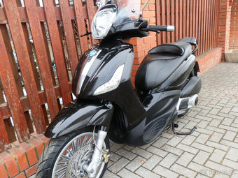 Piaggio Beverly 125 - 2