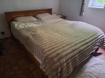 Postel dřevo masiv 160x200 - 2