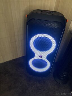 JBL 710 - 2