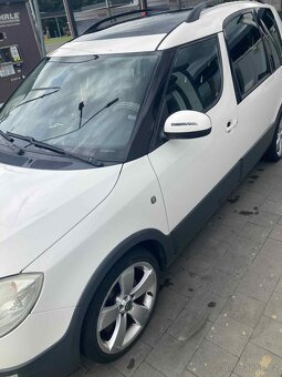 Škoda Roomster Scout - 2