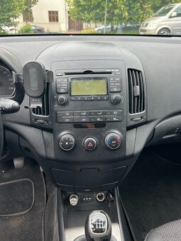 Prodám Hyundai i30, rok 2010 - 2