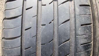 Letní pneu 235/50/19 Nexen - 2