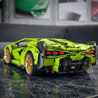 NOVÉ Lamborghini Sian - 3696ks kostek - 2