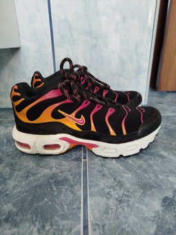 Nike vel.31 - 2
