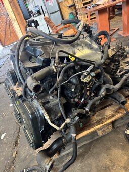 Motor 2.2Hdi E5 na opravu - komplet nastrojený - 2