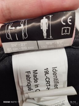 hokejové vybavení - 2