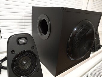 Reproduktory Logitech Z623 2.1 200W RMS / 400W MAX - 2