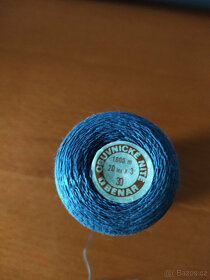 Nitě do šicího stroje, výšivka na kanavě, barvící páska do p - 2