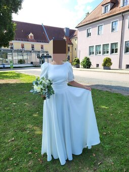 Romantické svatební šaty - 2