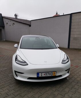 Tesla model 3 Long Range Dual Motor - 2