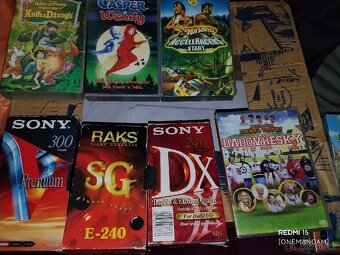 15 VHS a DVD (Disney, Pixar, DreamWorks) - 2