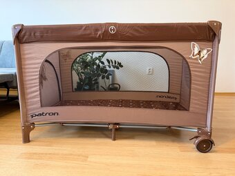 Přenosná dětská postýlka - 2