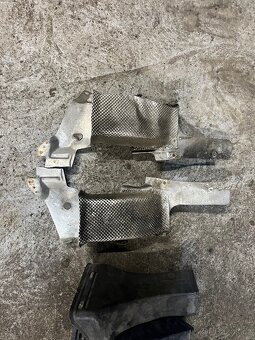 Bmw e39 original mpaket náfuky brzd, mřížka - 2