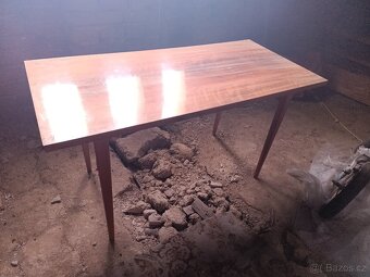 Křesla + stůl 80.leta - 2