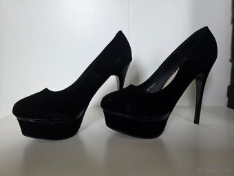 Lodičky na platformě vel. 40 - černé - 2